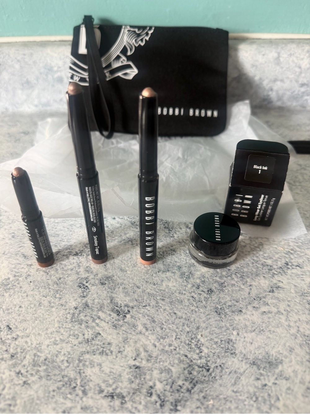 Bobbi Brown  Makeup wristlet with Shadow sticks and gel liner